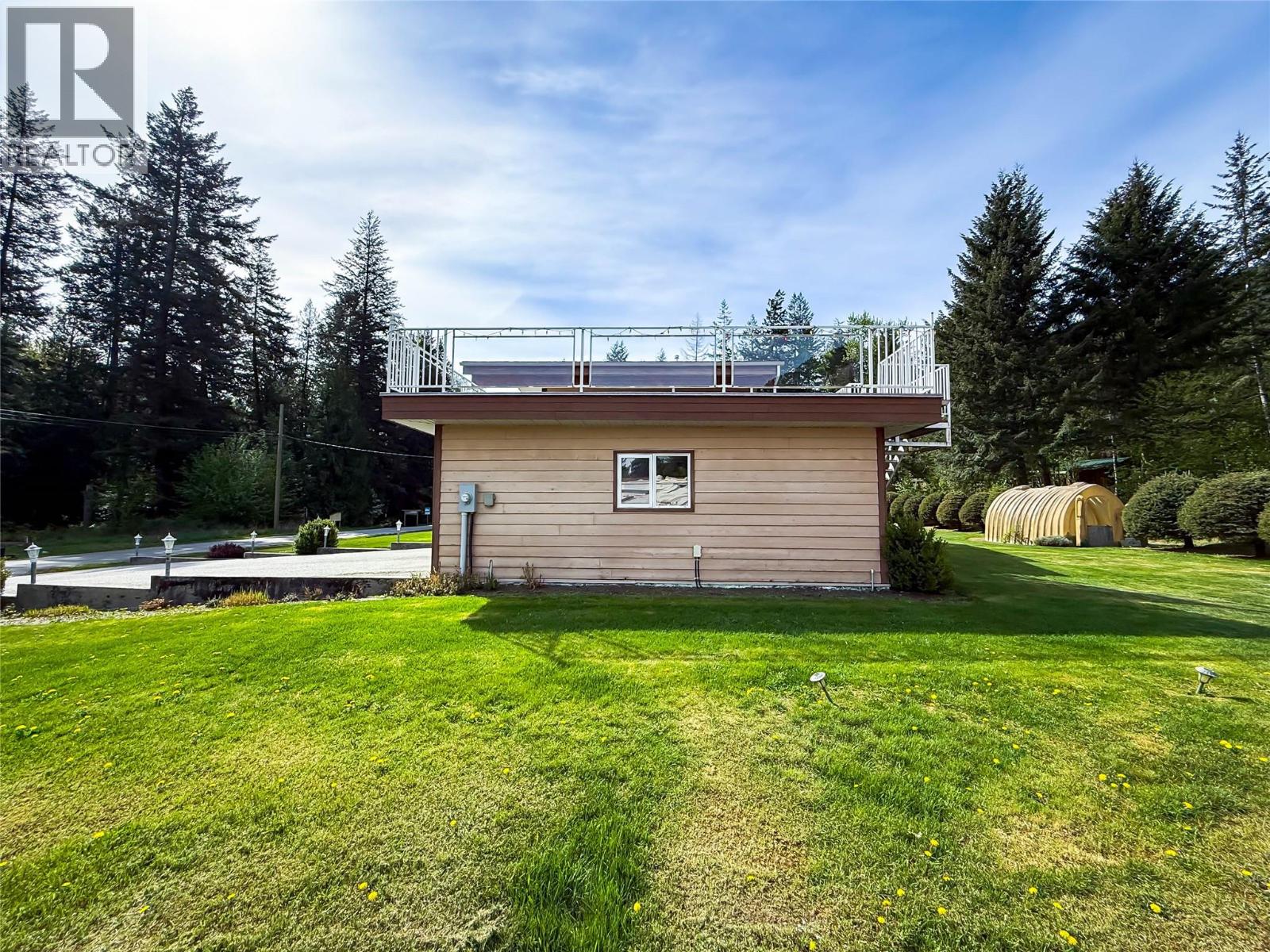 309 Kootenay Street Property Photo 60