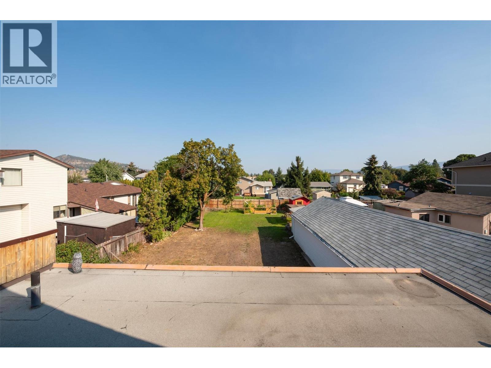 1060 Tataryn Road Property Photo 24