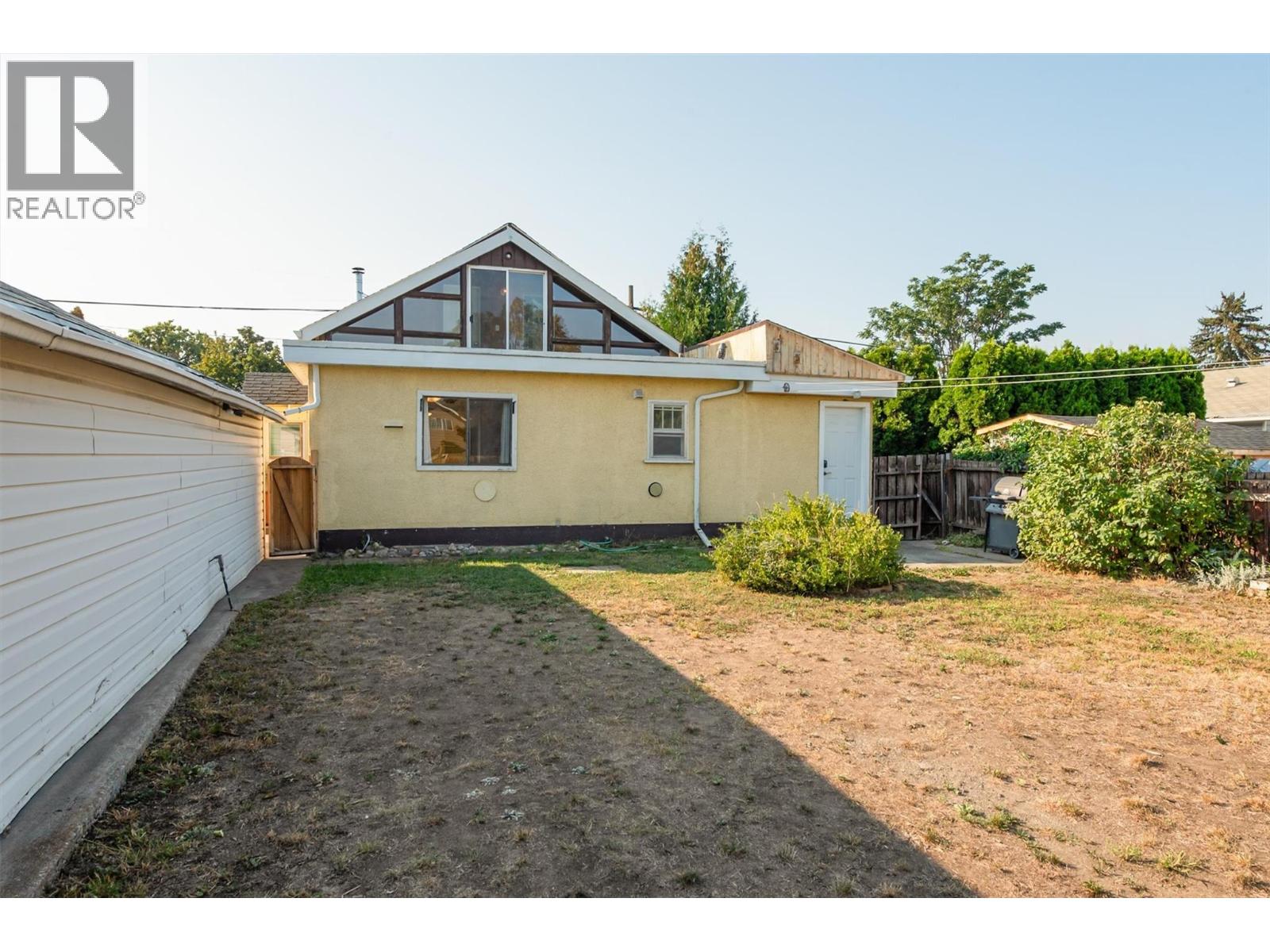 1060 Tataryn Road Property Photo 41