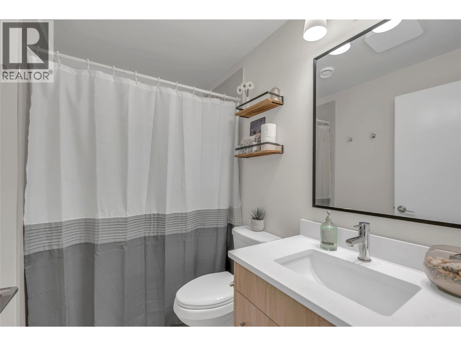 241 Nelson Avenue Unit# 102 Property Photo 14