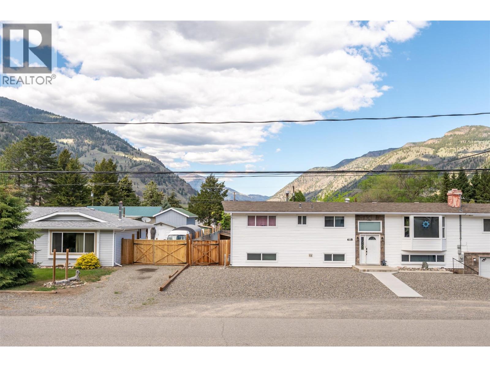 617 3rd Avenue Property Photo 37