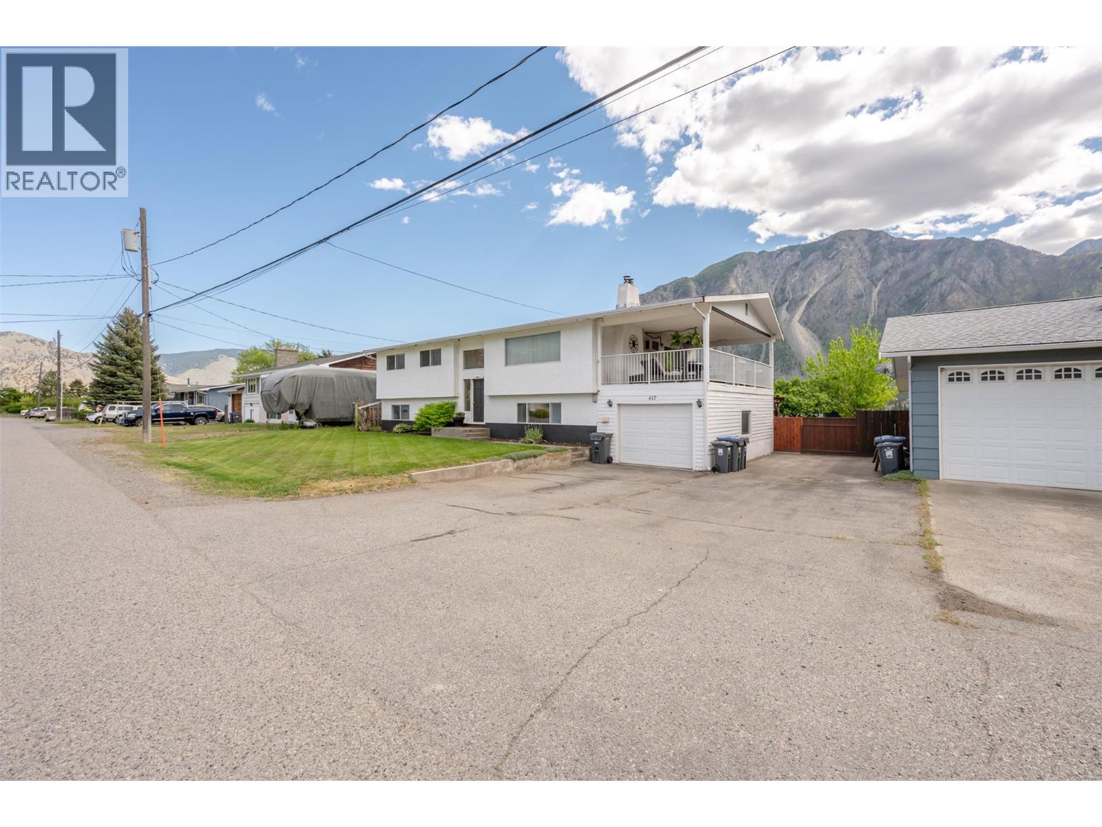 617 3rd Avenue Property Photo 80