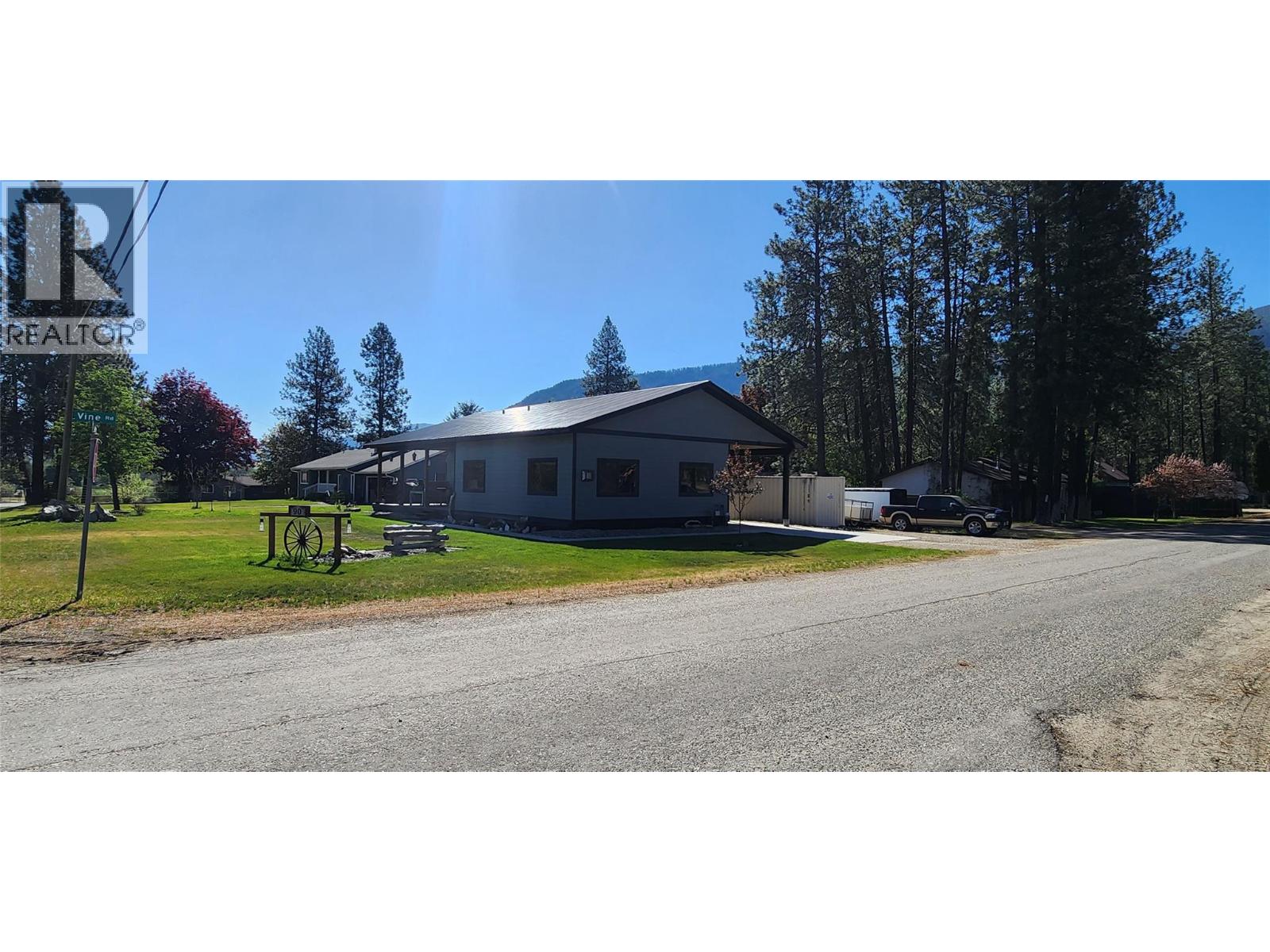 90 Sagamore Road Property Photo 3