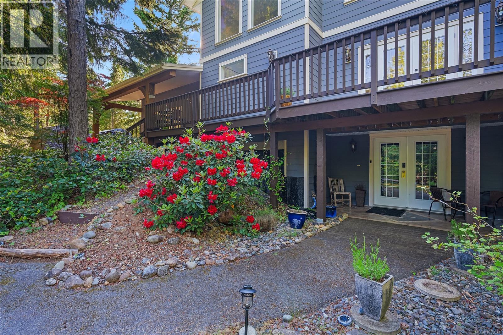 1571 Meadowood Way Property Photo 29