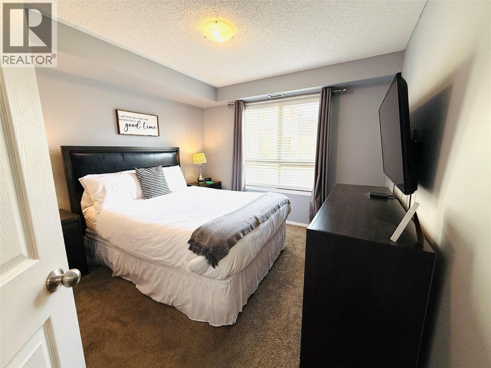 205 Third Avenue Unit# 3302 Property Photo 17