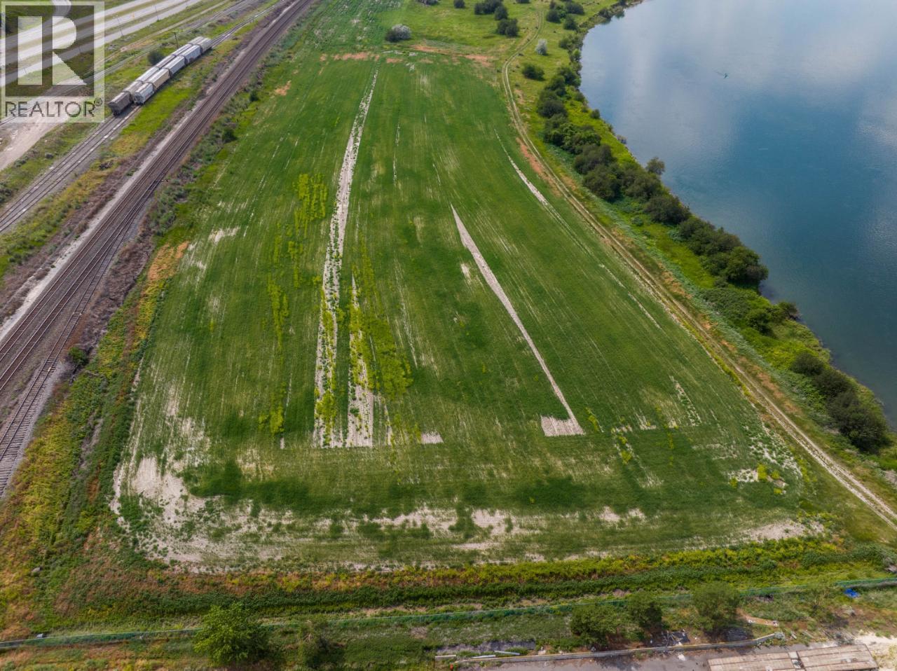 9150 Trans Canada E Highway Property Photo 8