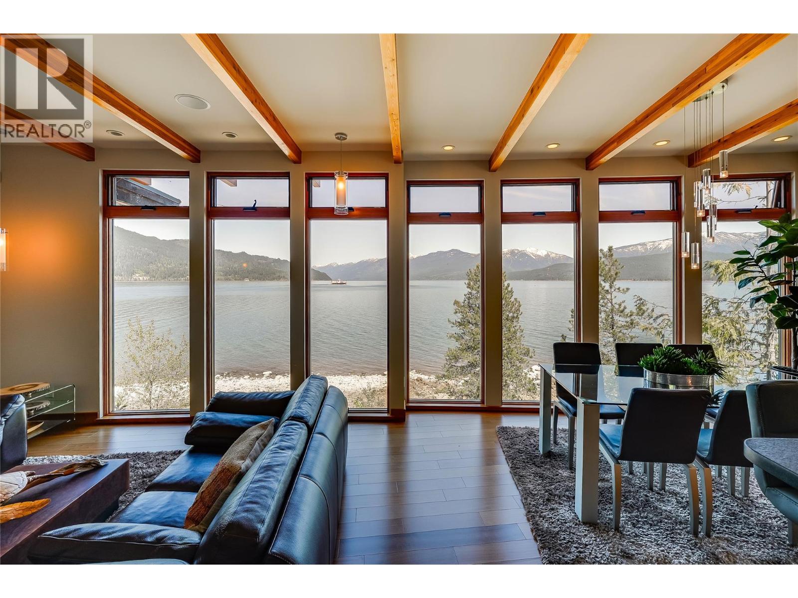 285 Kootenay Lake Road Property Photo 14