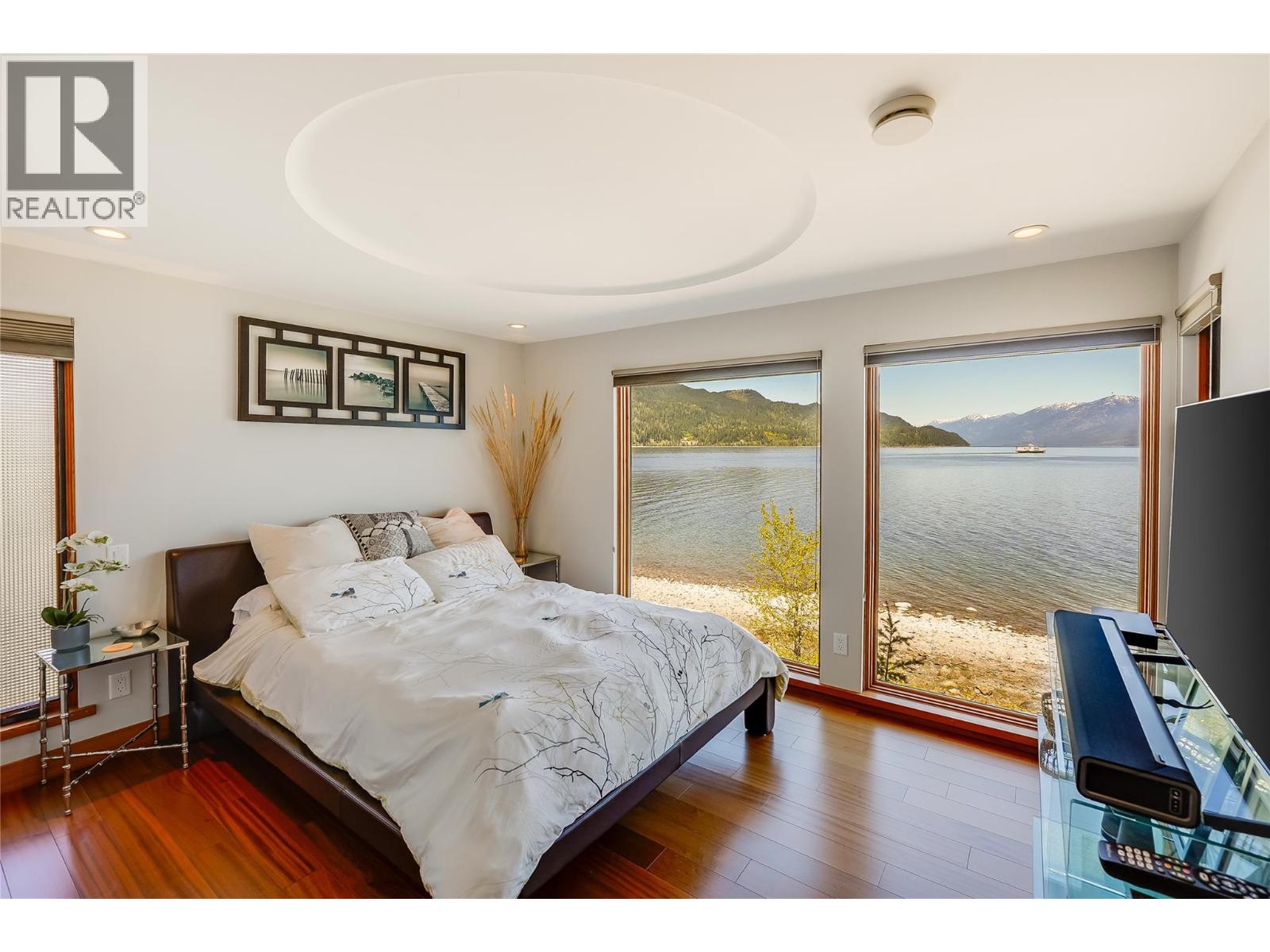 285 Kootenay Lake Road Property Photo 34