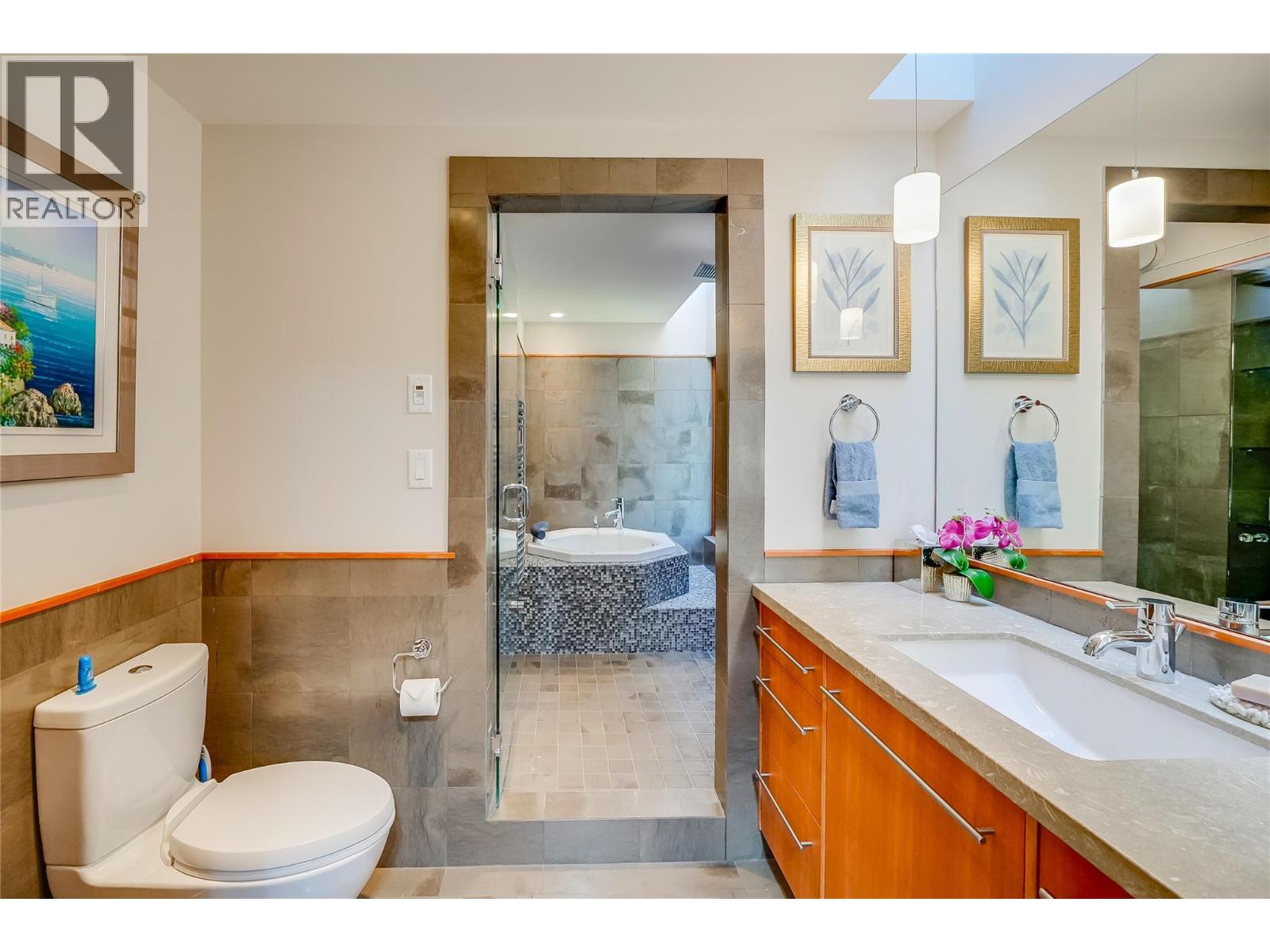 285 Kootenay Lake Road Property Photo 40
