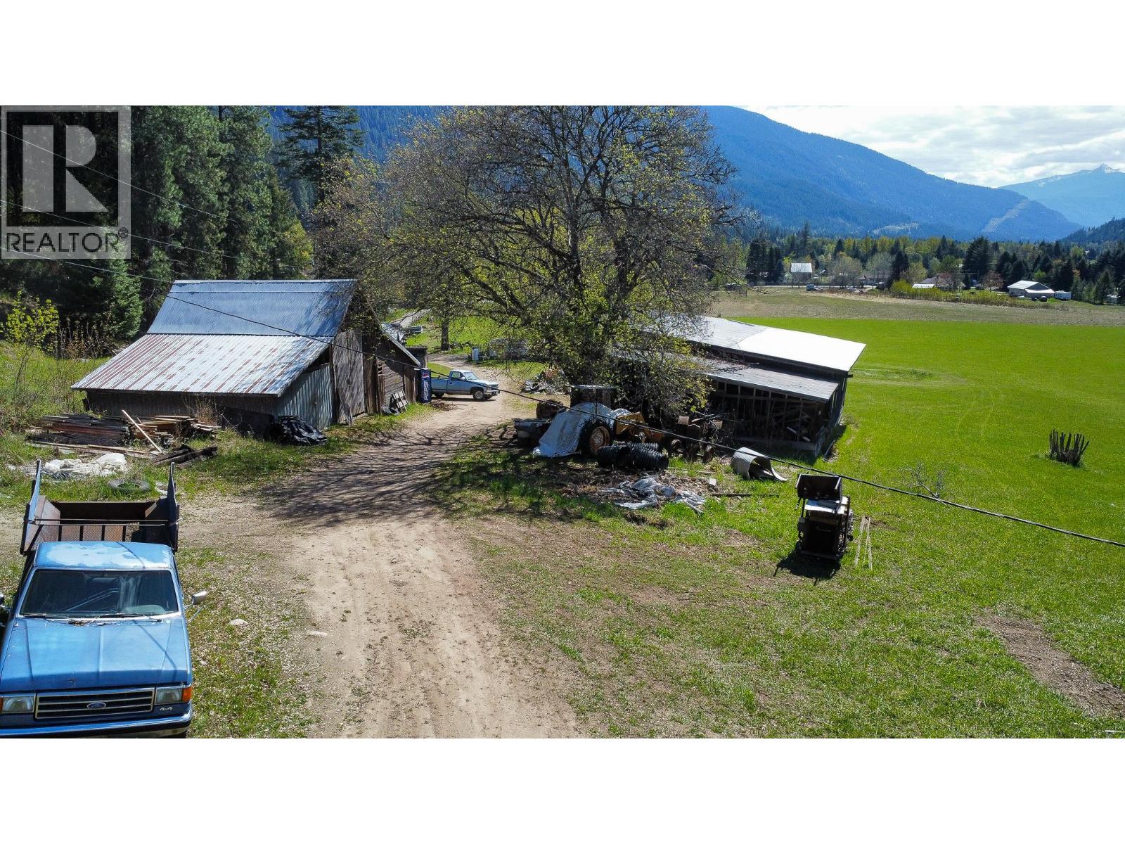 Upper Slocan Park Road Road Property Photo 20