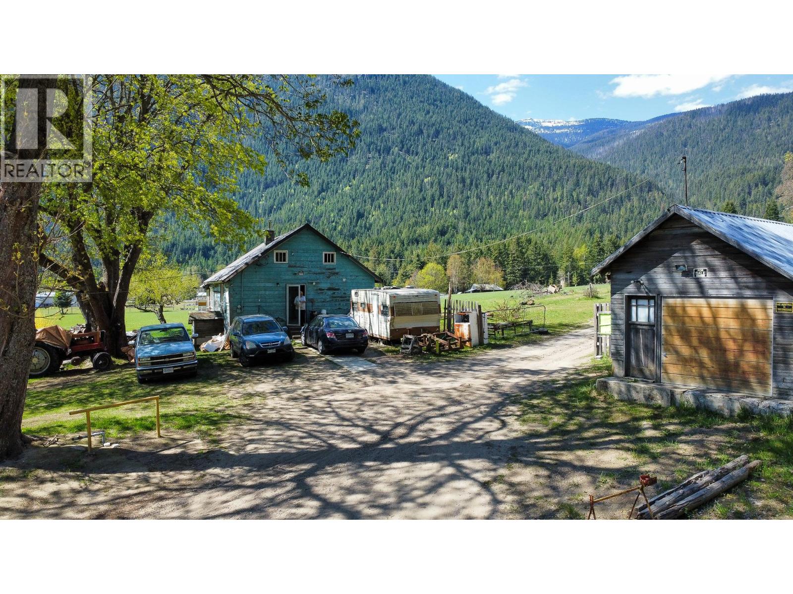 Upper Slocan Park Road Road Property Photo 21