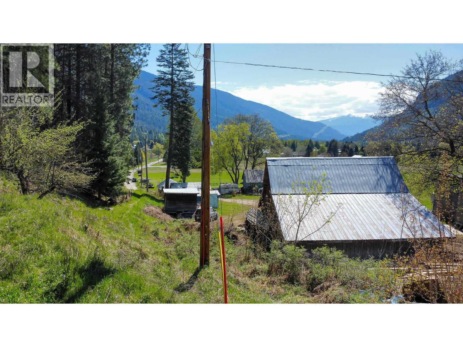 Upper Slocan Park Road Road Property Photo 22