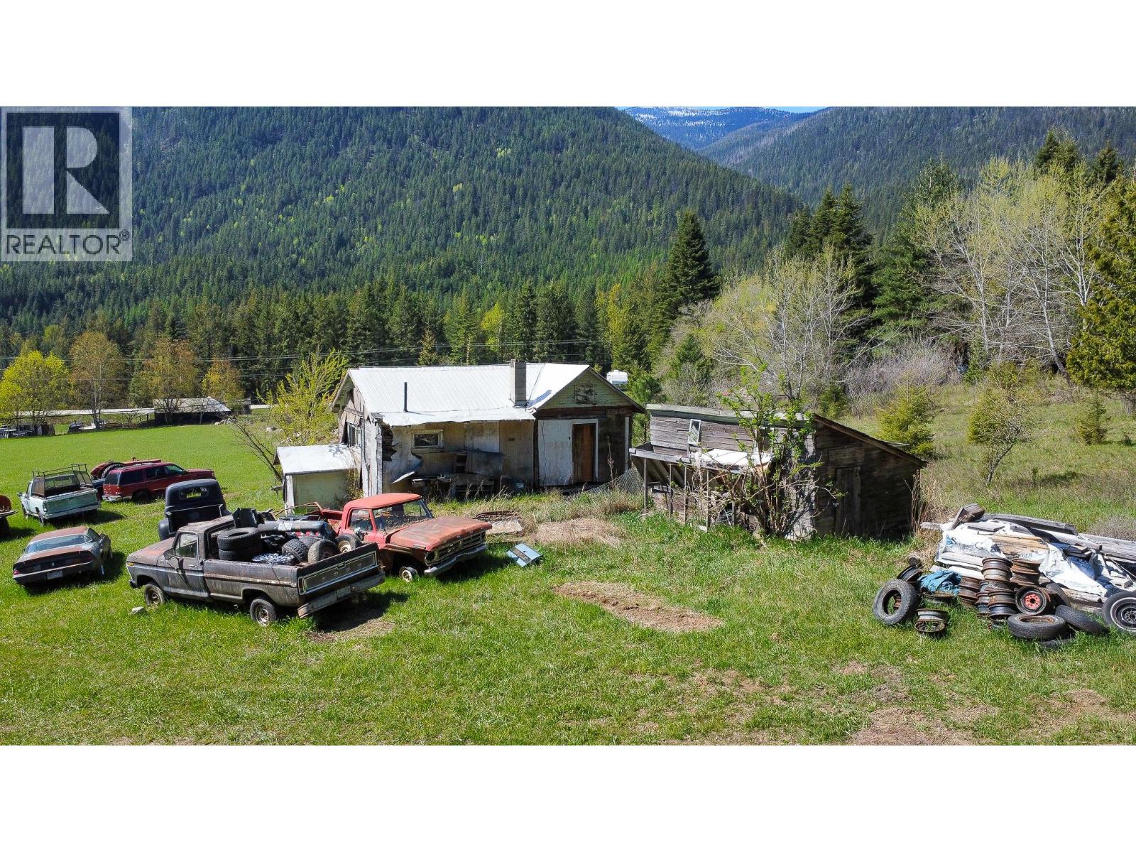 Upper Slocan Park Road Road Property Photo 24