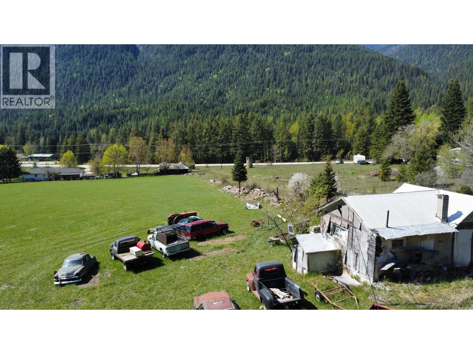 Upper Slocan Park Road Road Property Photo 25