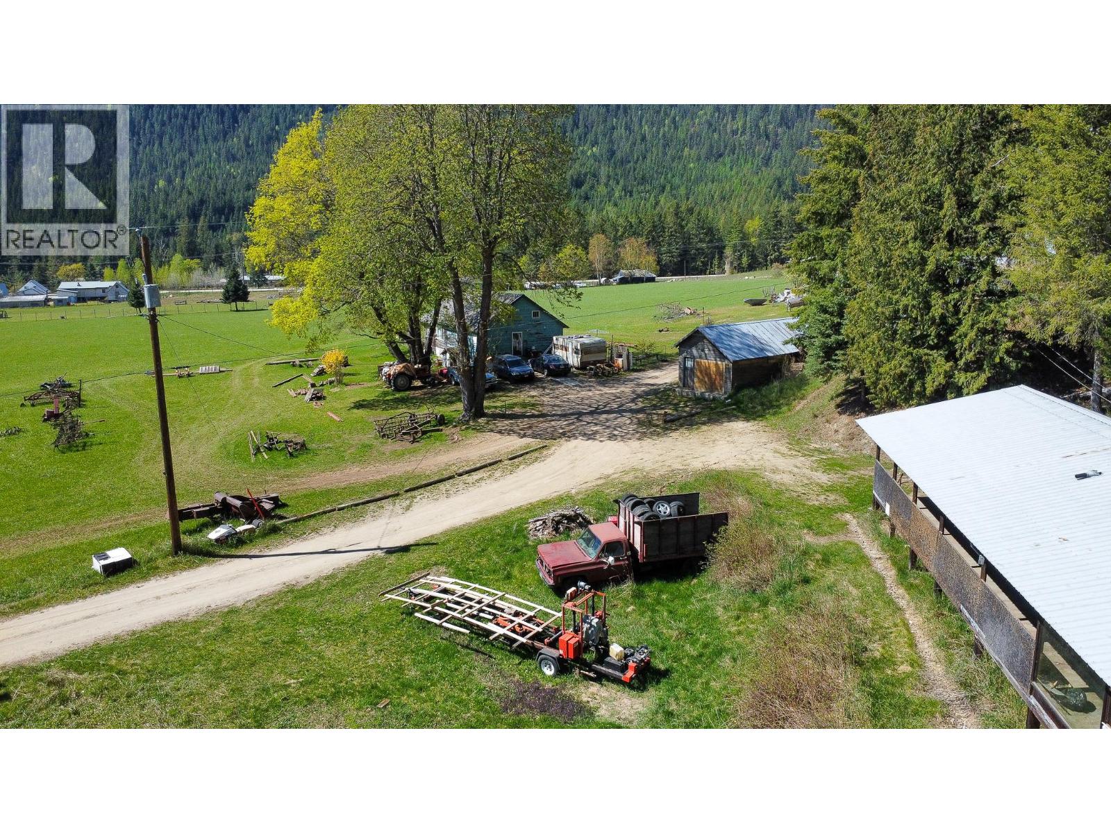 Upper Slocan Park Road Road Property Photo 28