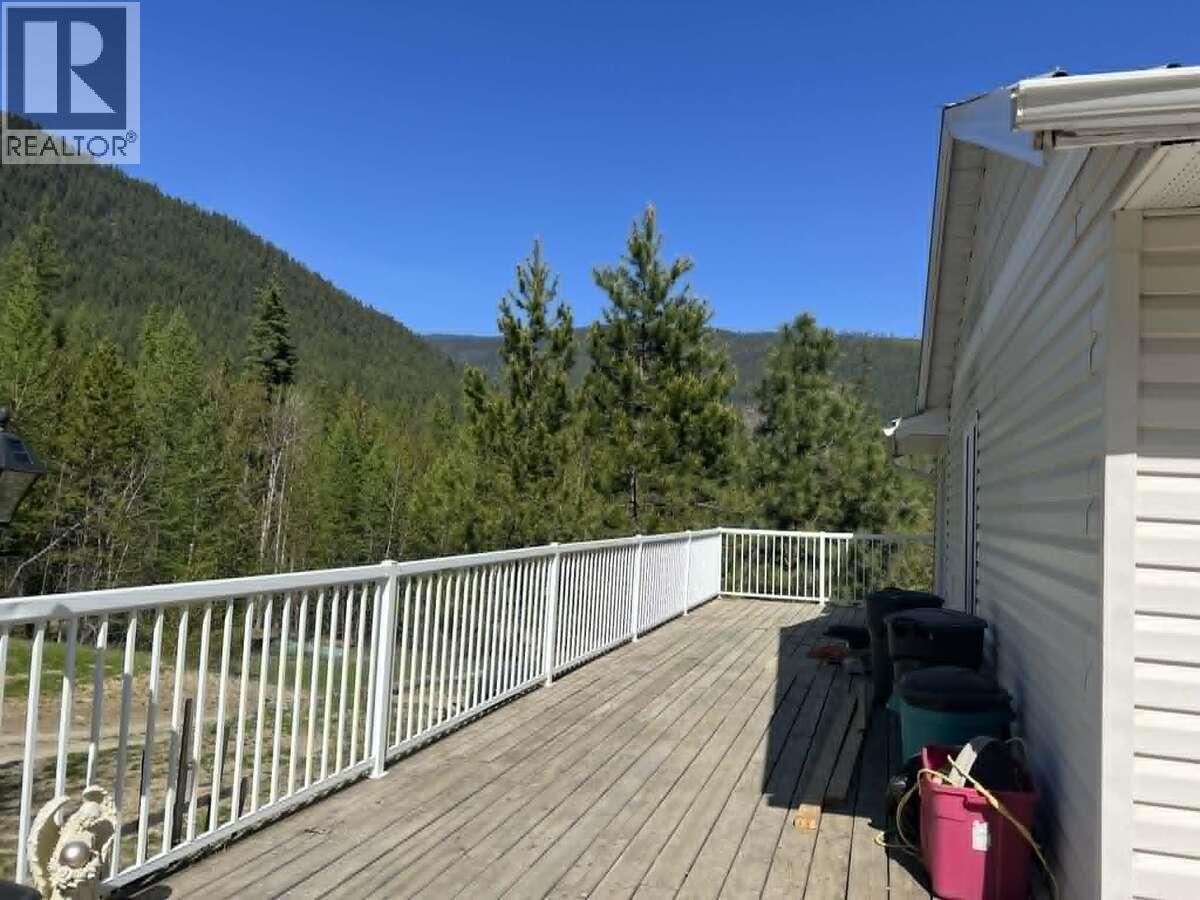 1325 Lakeview Arrow Creek Road Property Photo 4