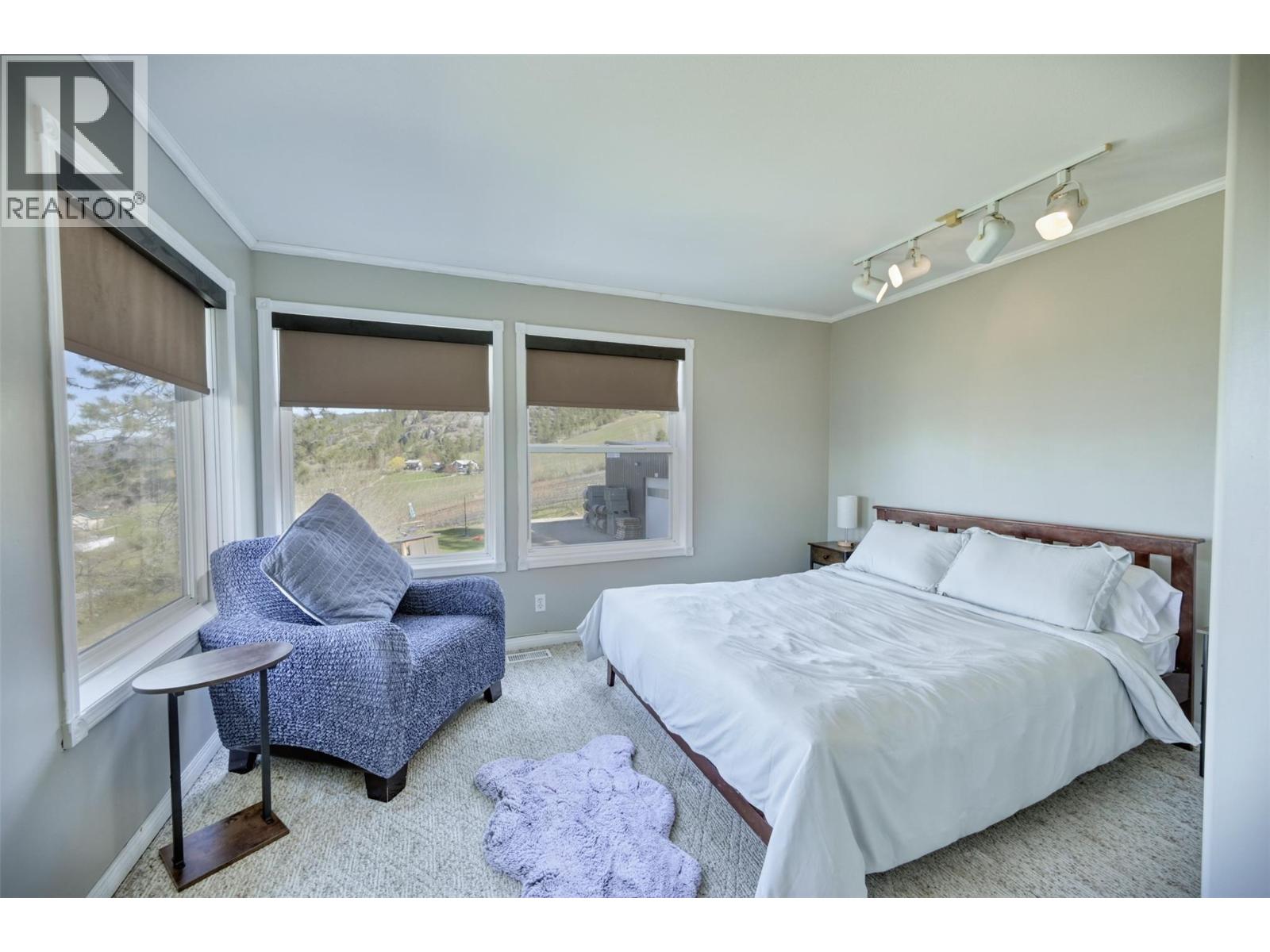 1305 Smethurst Road Property Photo 17