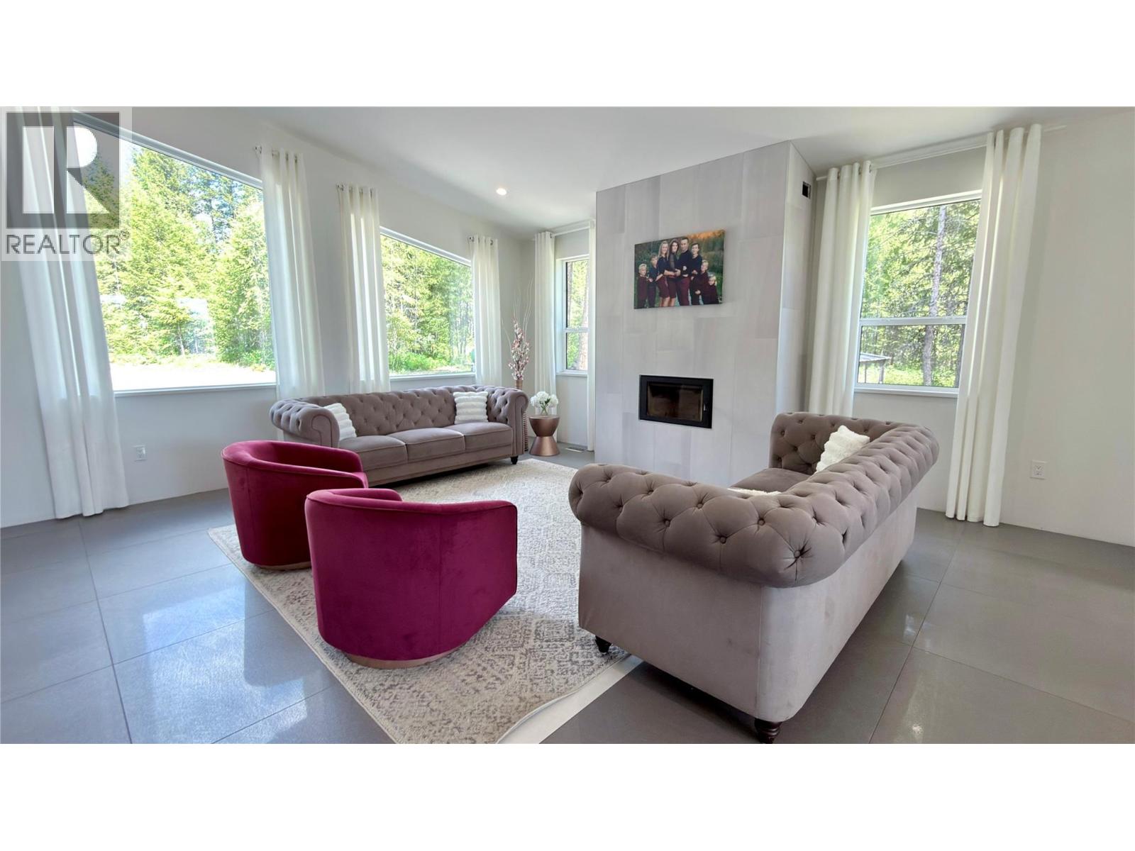 155 Caitlin Road Property Photo 13