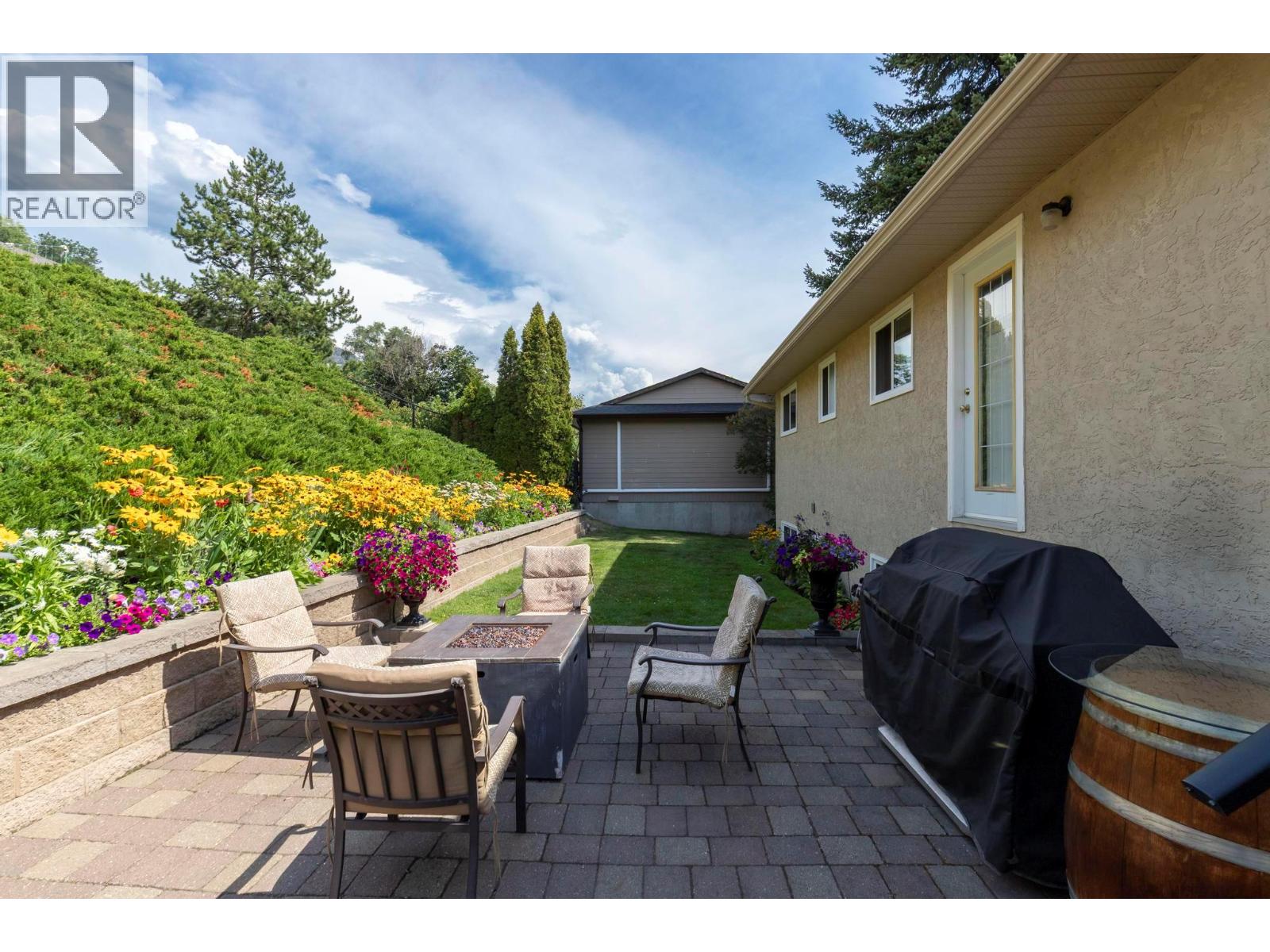 1285 Begley Road Property Photo 3