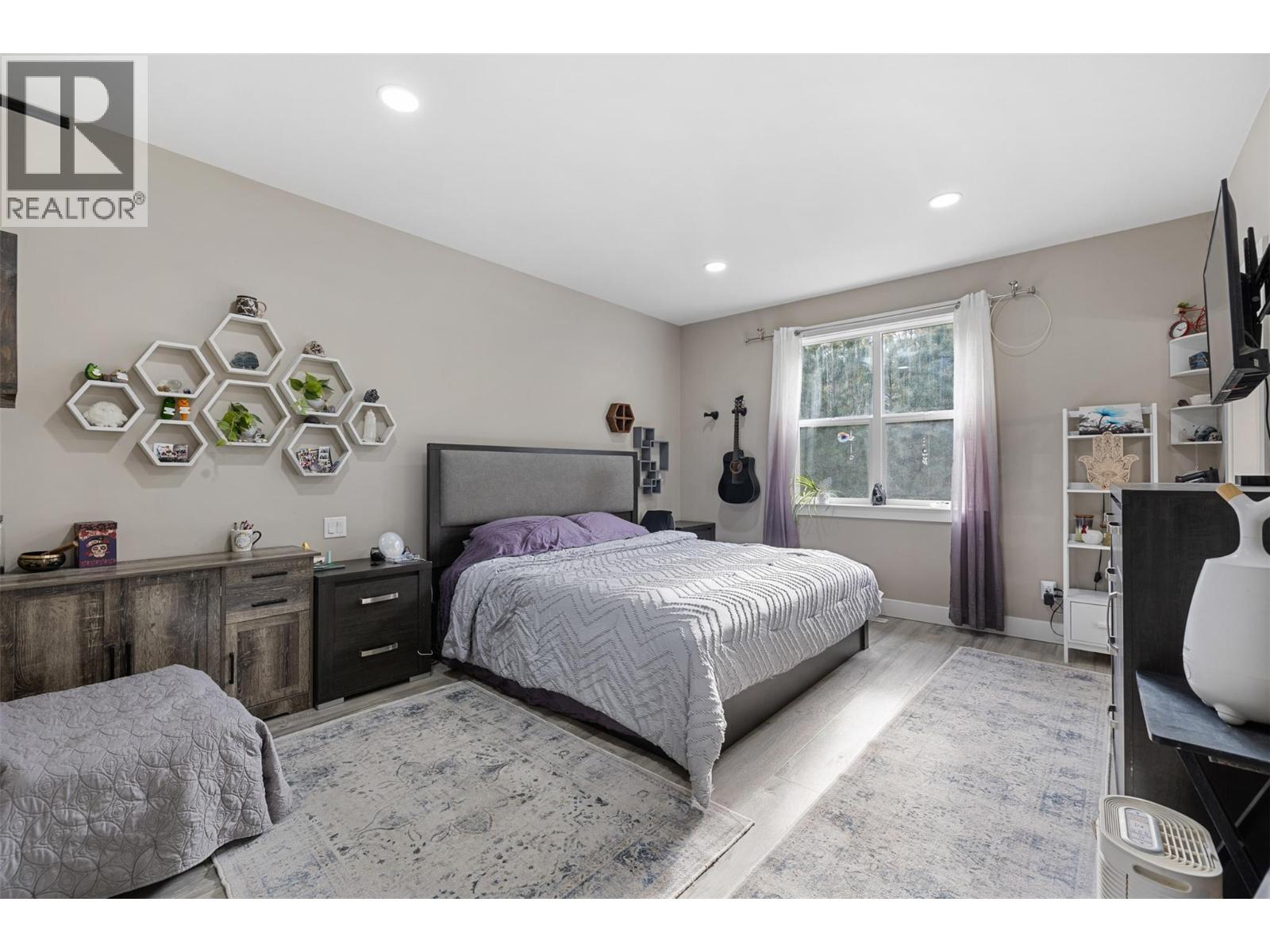 13272 Shoreline Drive Property Photo 10