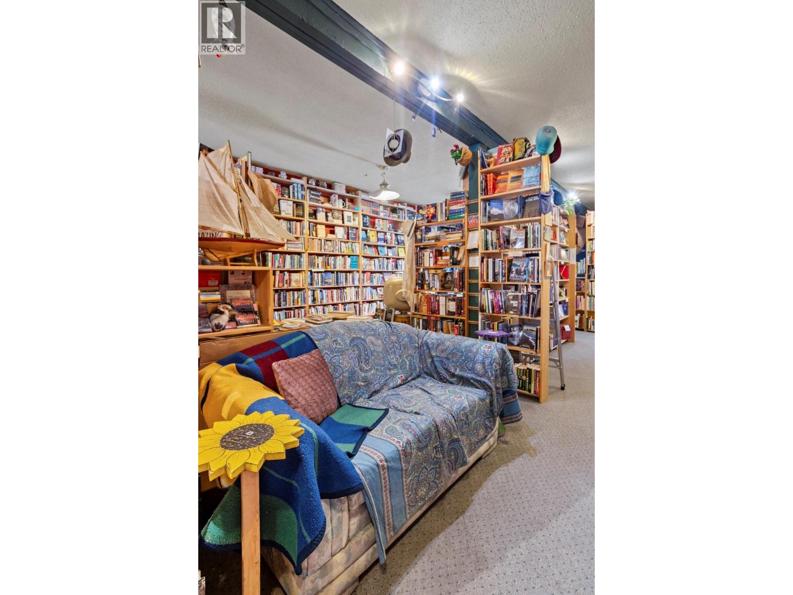 131 12th Avenue N Property Photo 17