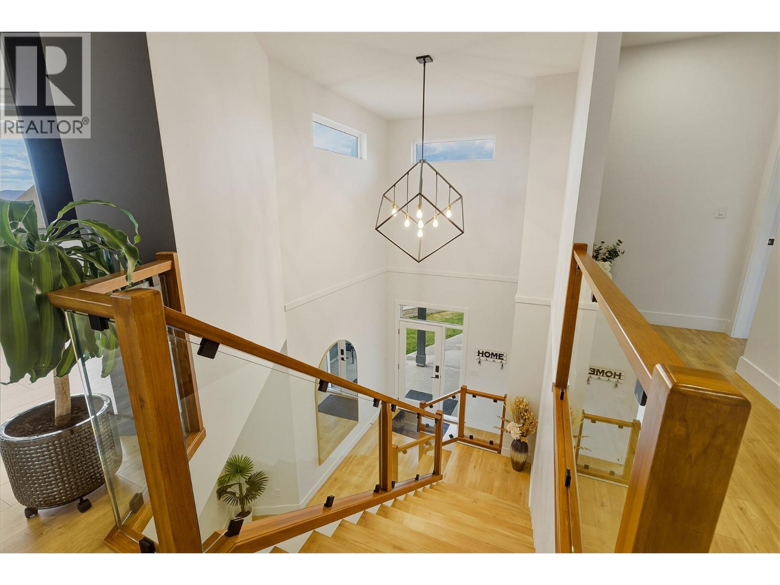 2405 Talbot Place Property Photo 8