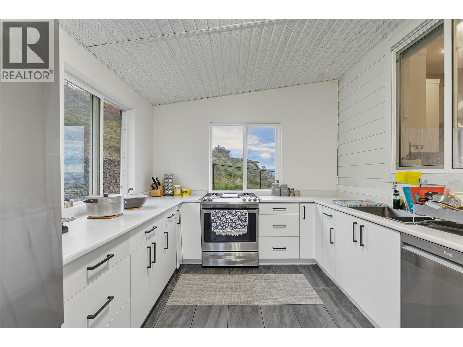 2405 Talbot Place Property Photo 18