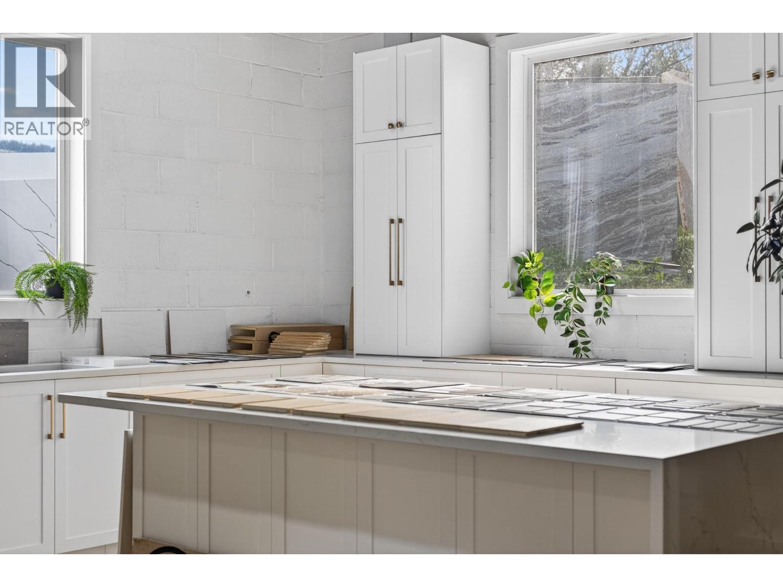 6245 97 Highway Property Photo 18