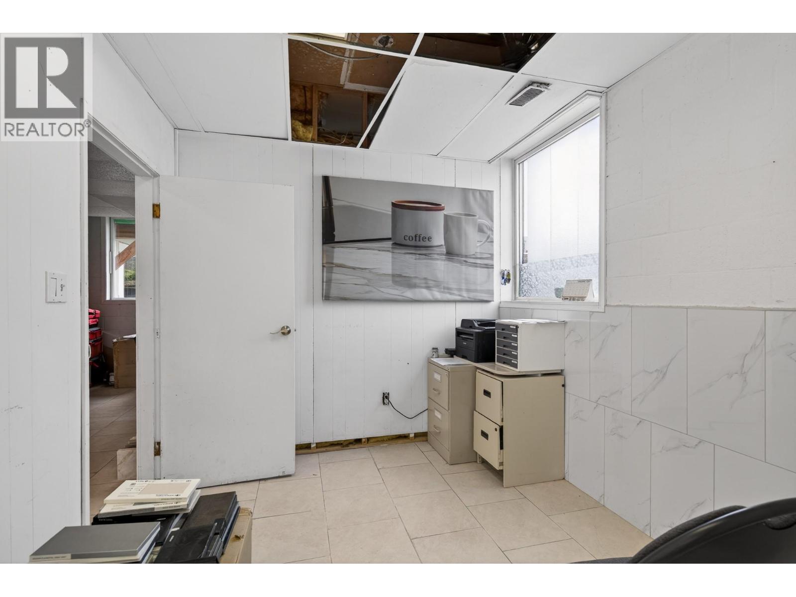 6245 97 Highway Property Photo 26