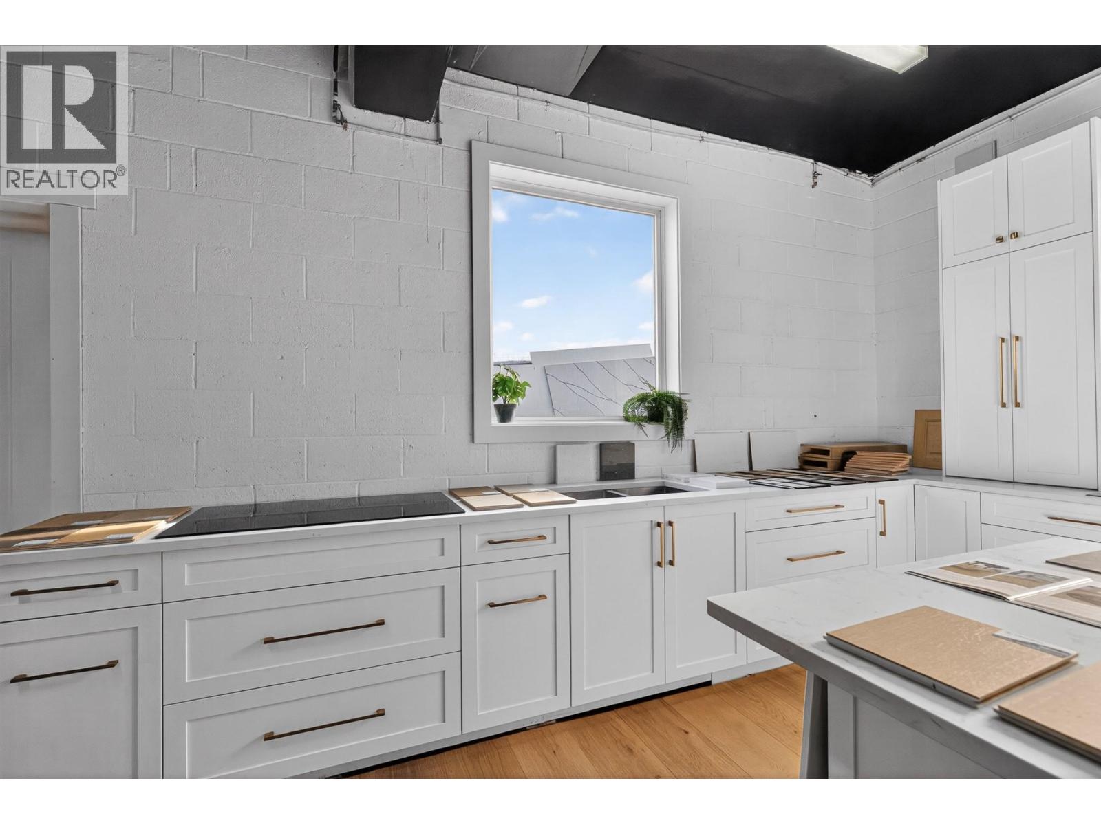 6245 97 Highway Property Photo 27