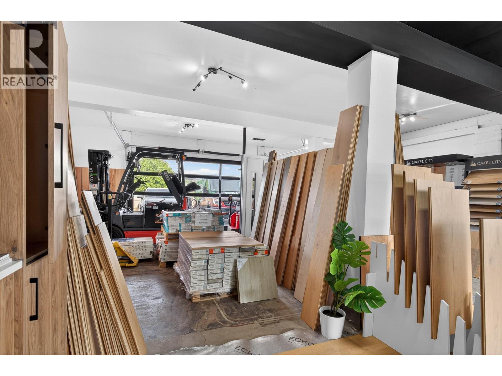 6245 97 Highway Property Photo 34