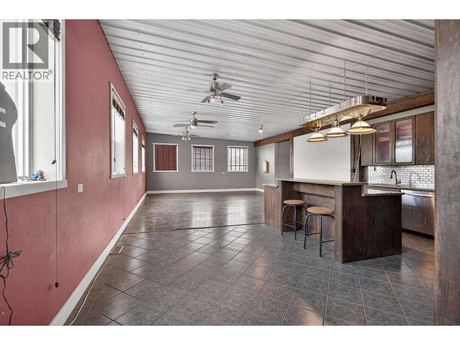 6245 97 Highway Property Photo 42
