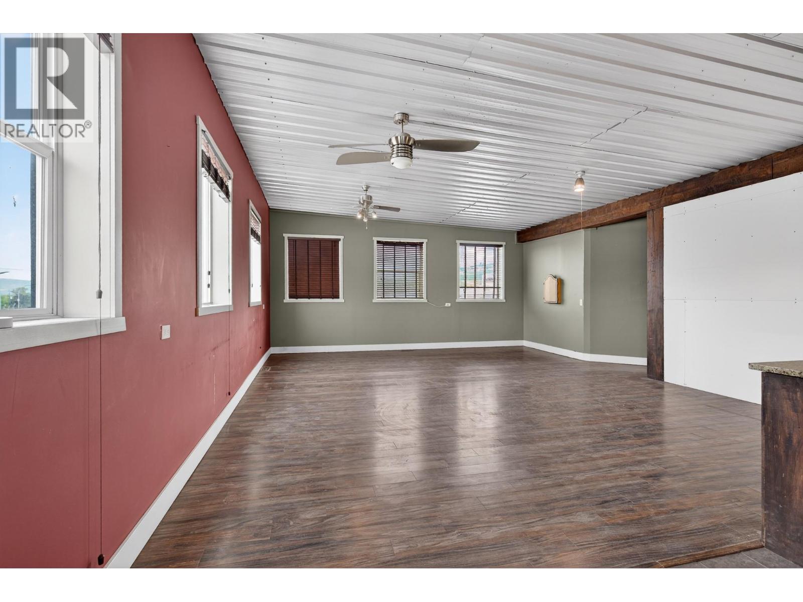 6245 97 Highway Property Photo 45