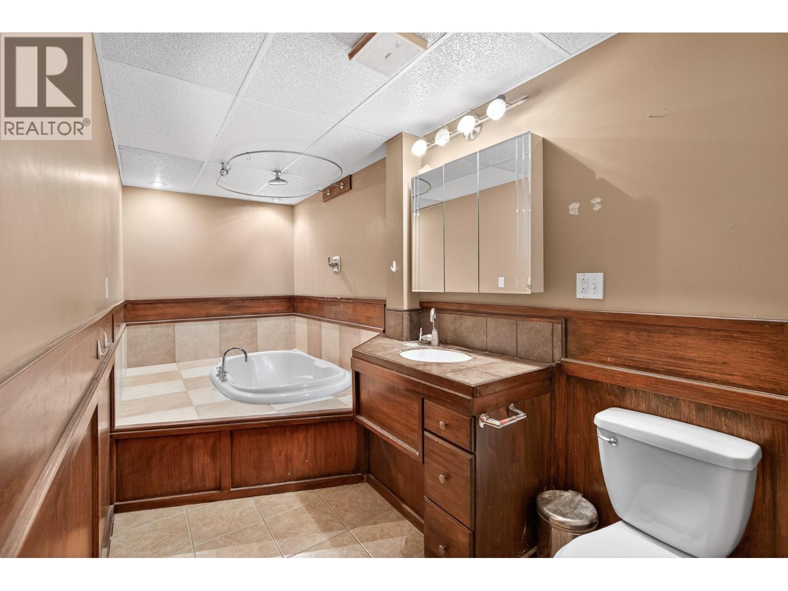 6245 97 Highway Property Photo 56