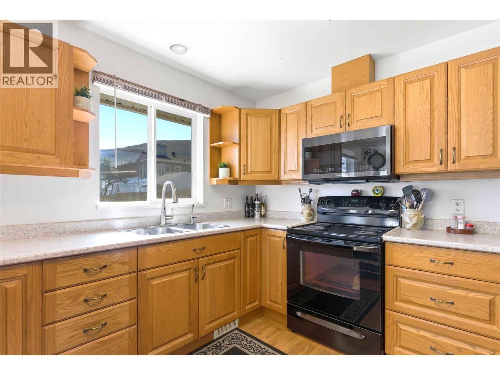1411 Pears Place Property Photo 4