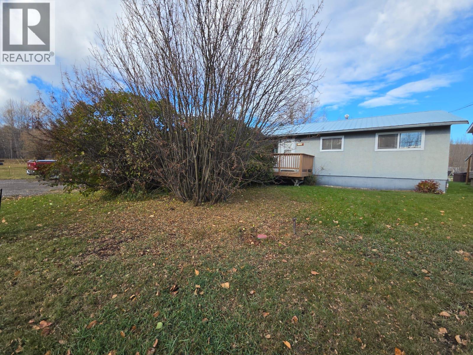 4756 Wabi Crescent Property Photo 1