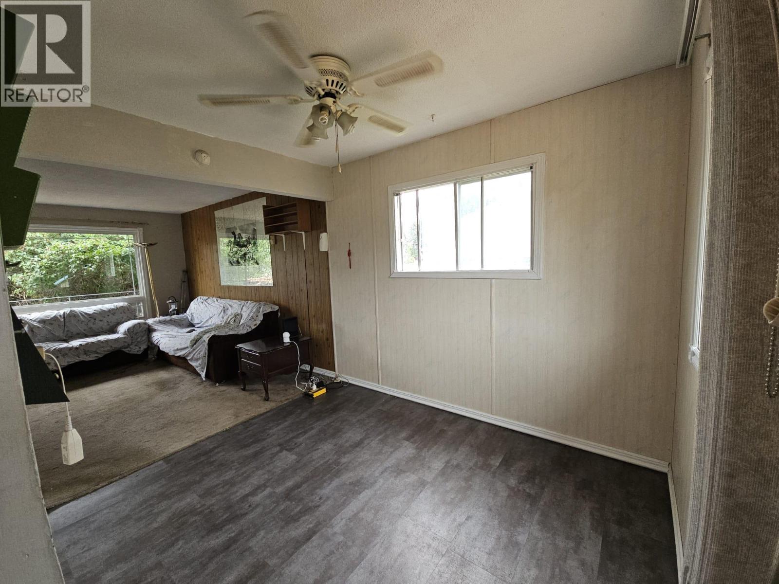 4756 Wabi Crescent Property Photo 8