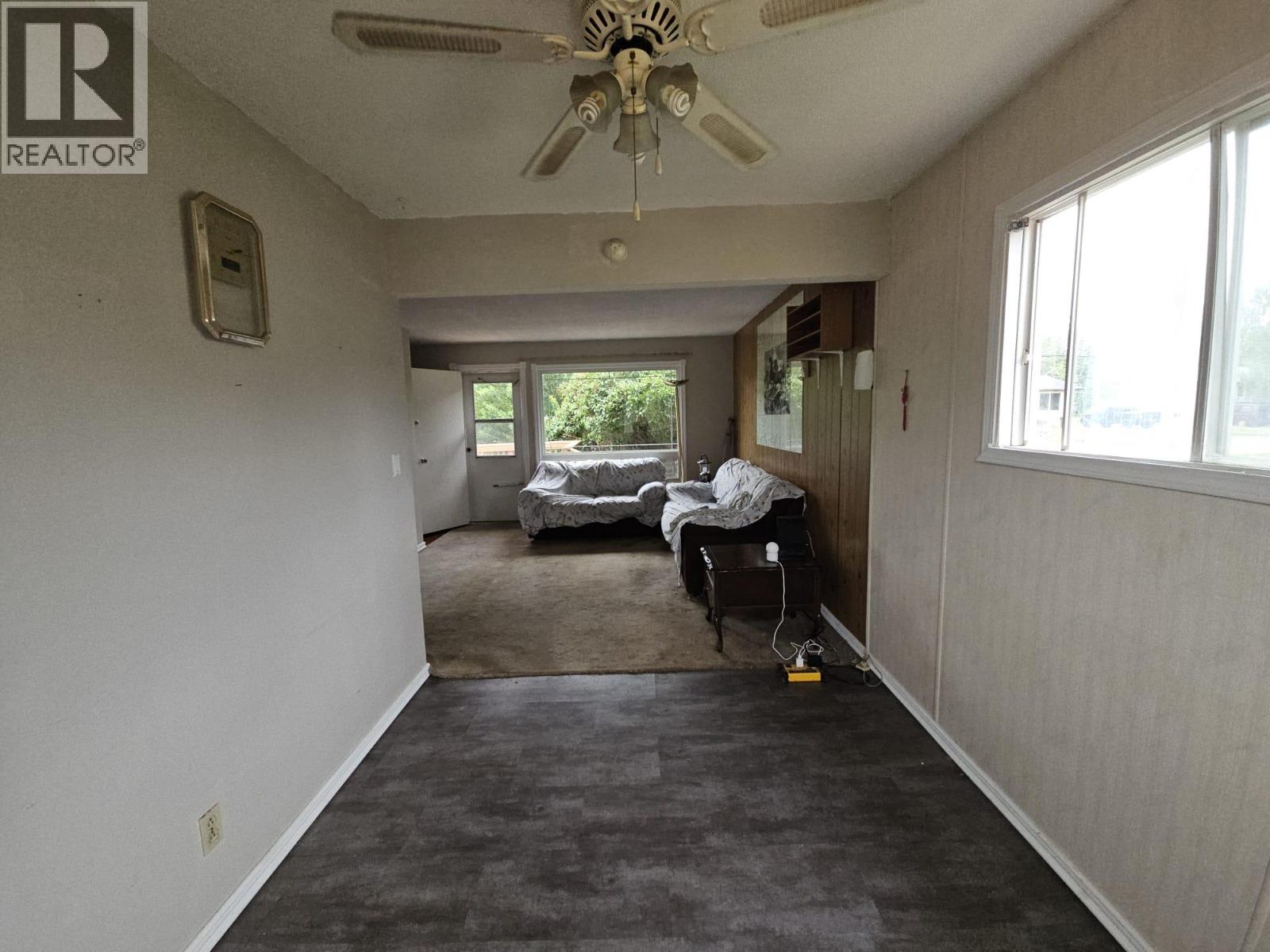 4756 Wabi Crescent Property Photo 10