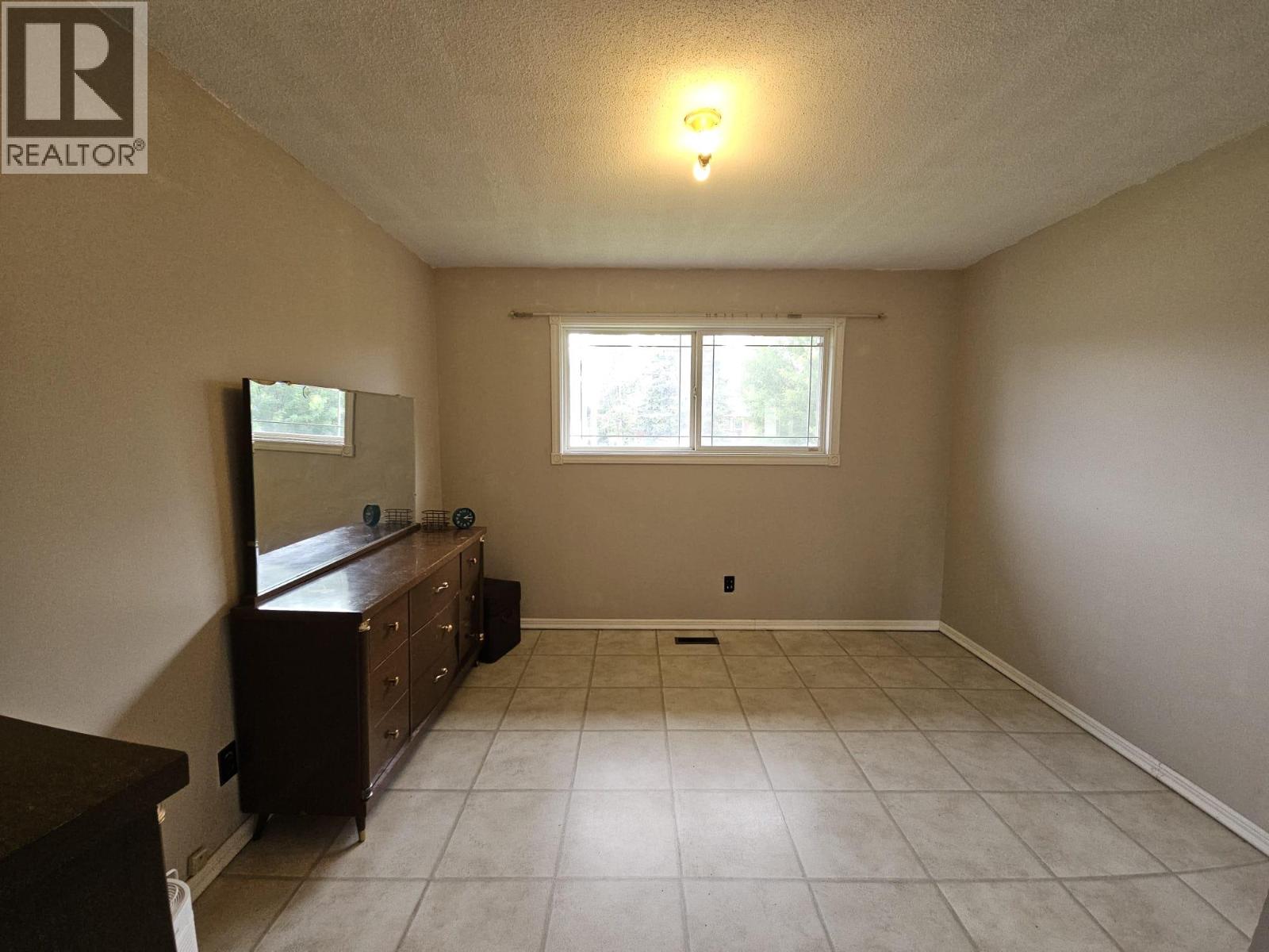 4756 Wabi Crescent Property Photo 17