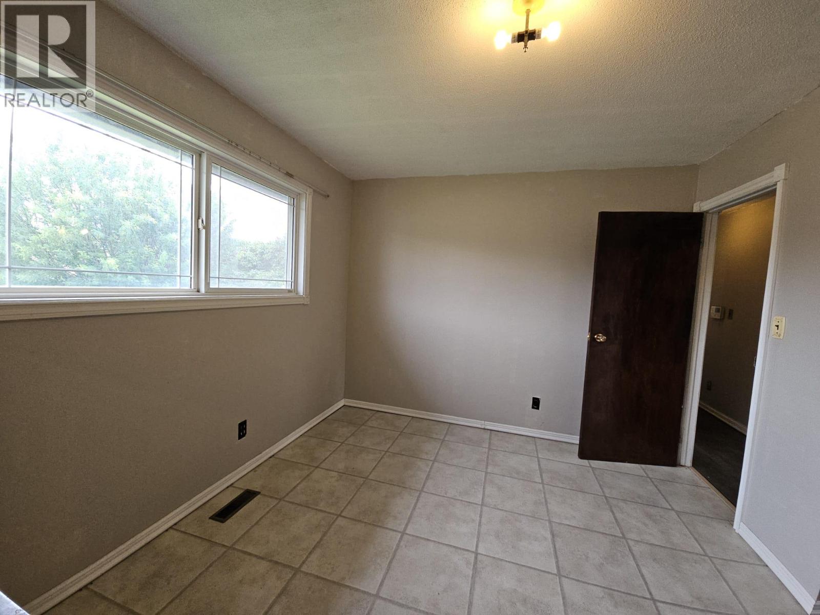 4756 Wabi Crescent Property Photo 23
