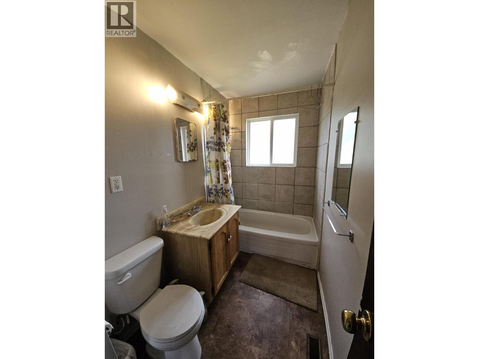 4756 Wabi Crescent Property Photo 24
