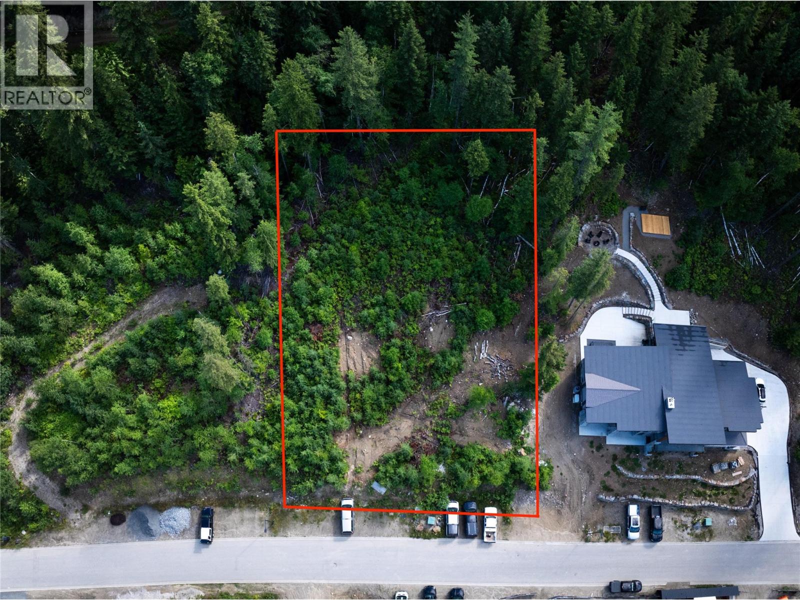 2465 Monashee Court Unit# 14 Property Photo 1