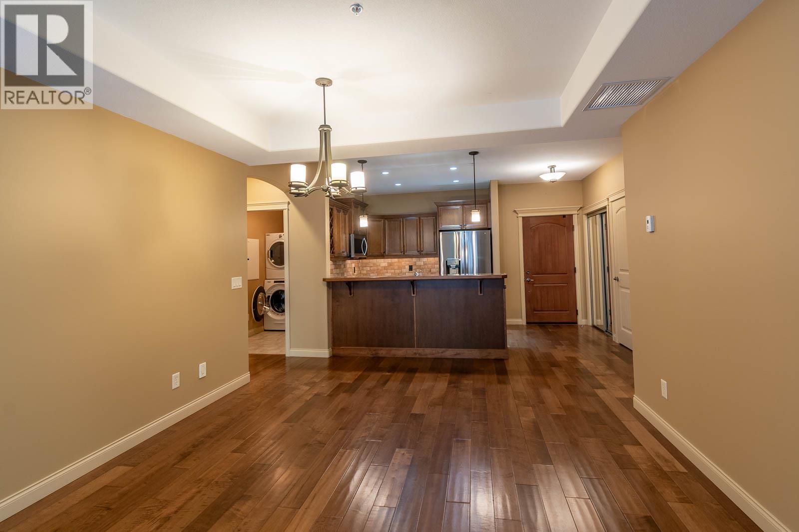 2770 Auburn Road Unit# 206 Property Photo 13