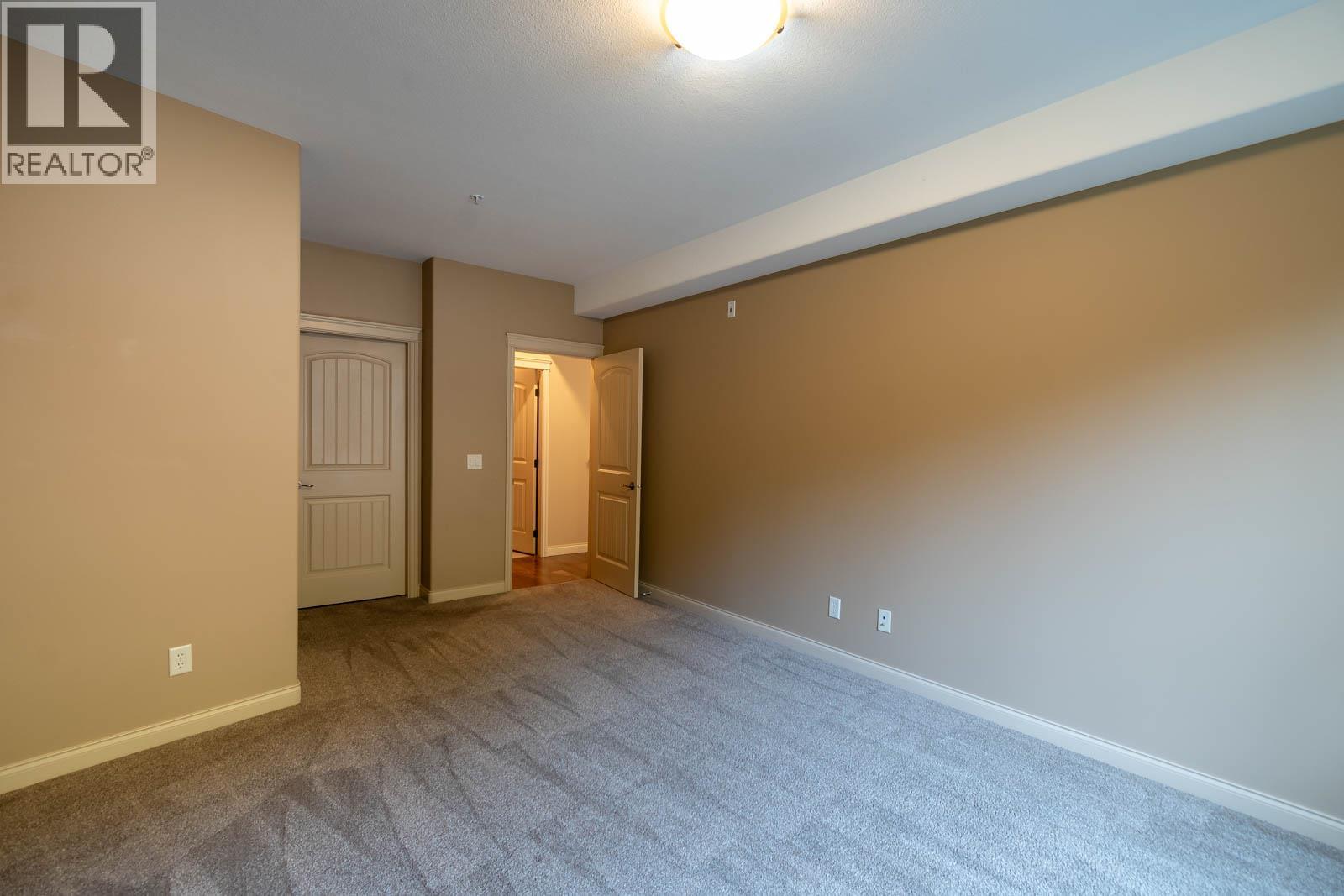 2770 Auburn Road Unit# 206 Property Photo 28