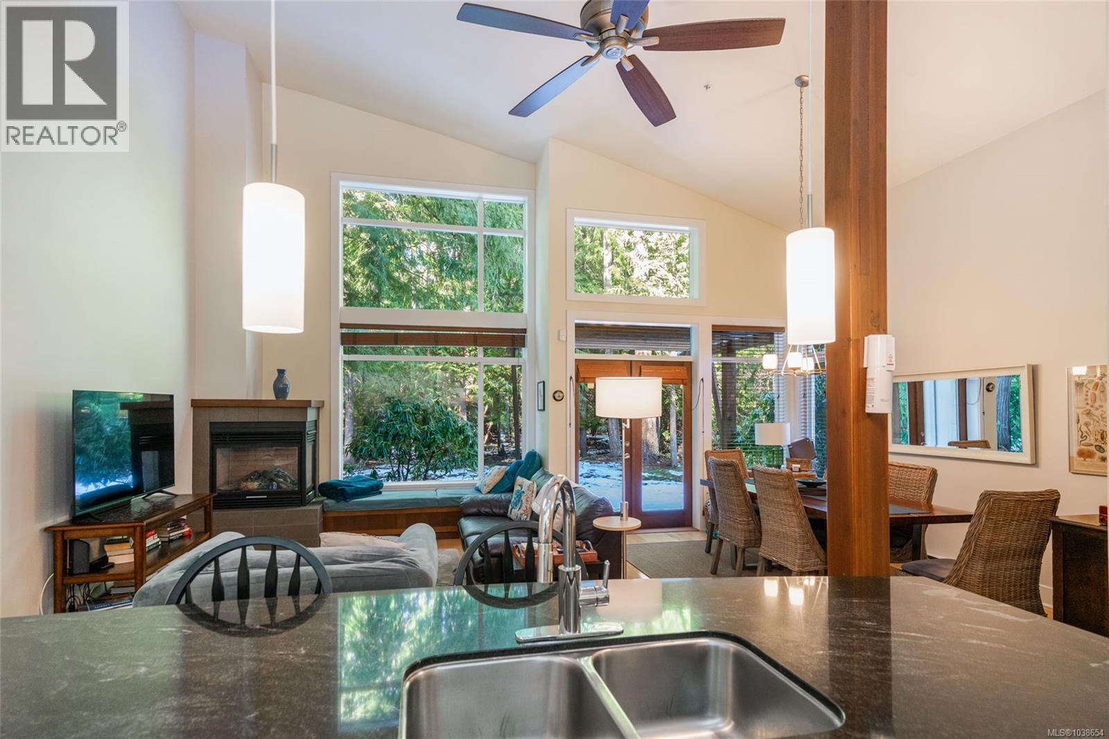 53 1059 Tanglewood Pl Property Photo 16