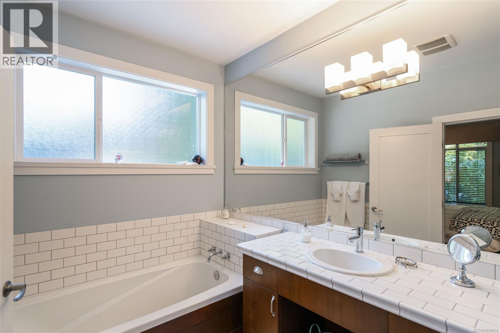 53 1059 Tanglewood Pl Property Photo 34