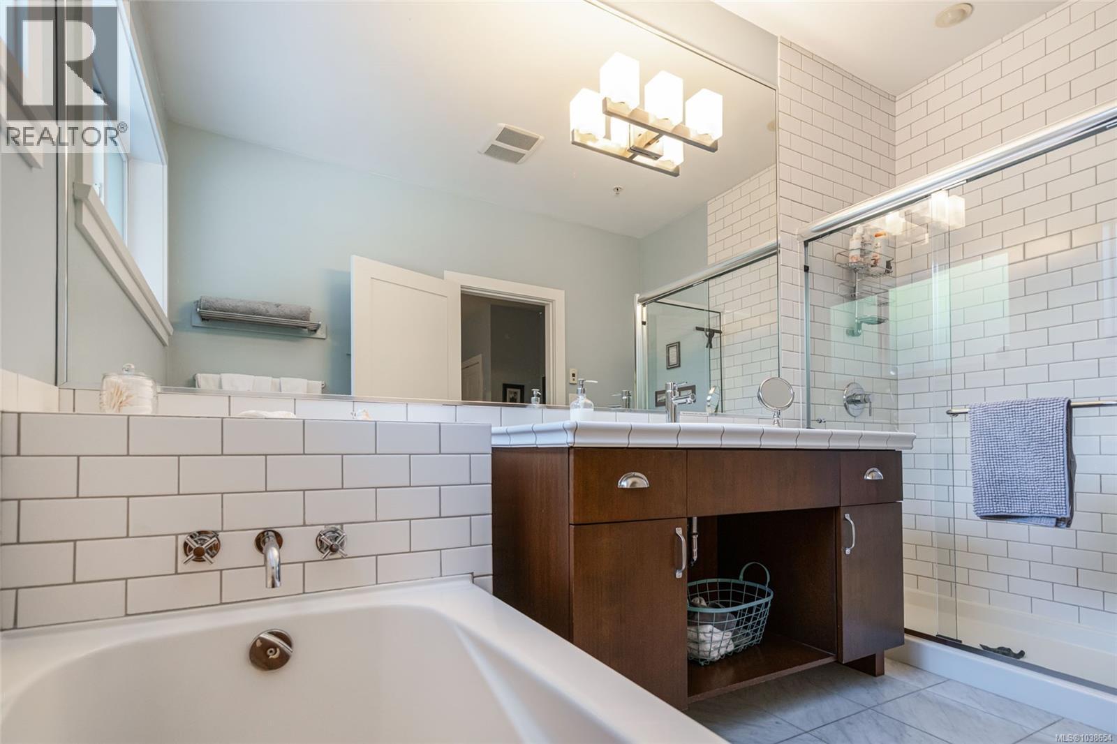 53 1059 Tanglewood Pl Property Photo 35