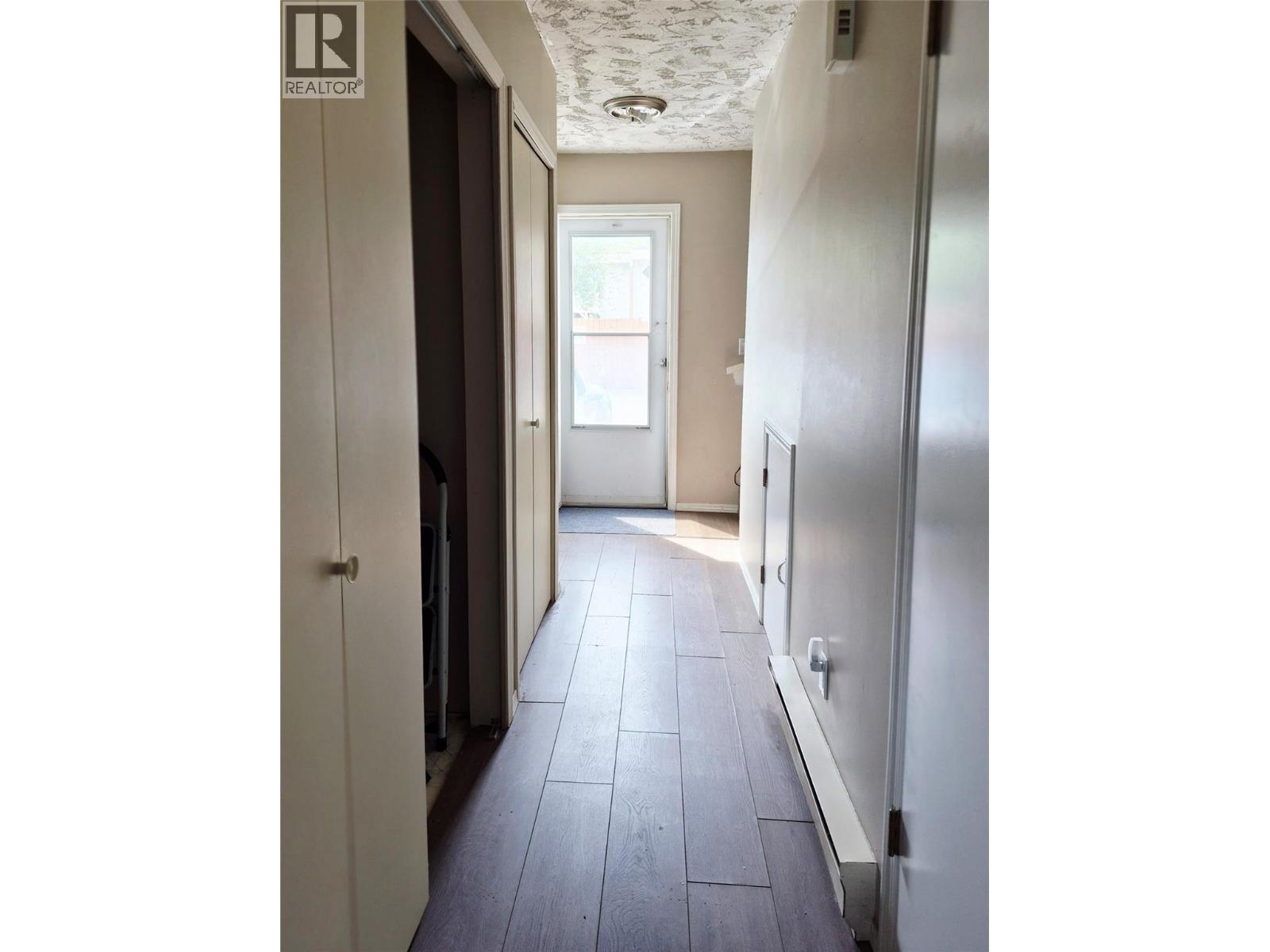 4102 24 Avenue Unit# 2 Property Photo 13