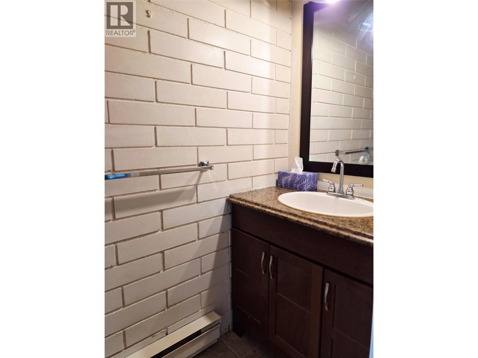 4102 24 Avenue Unit# 2 Property Photo 19
