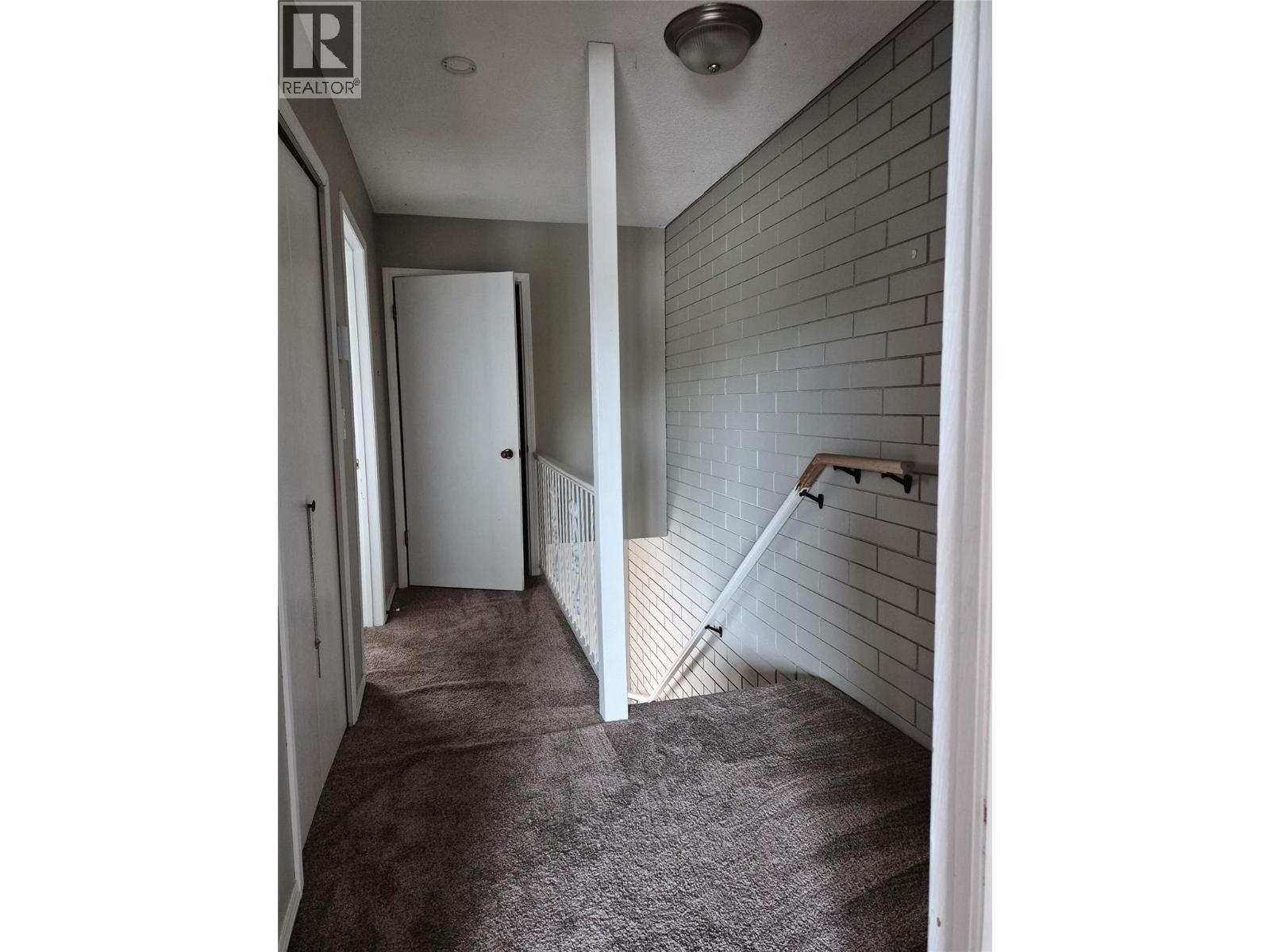 4102 24 Avenue Unit# 2 Property Photo 25